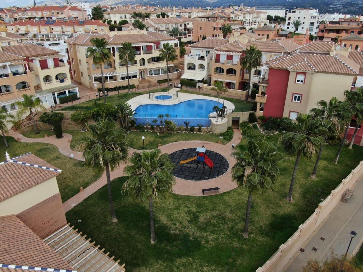 Апартаменти Altos Del Tomillar. Apartamento P&C. Торре-дель-Мар Екстер'єр фото